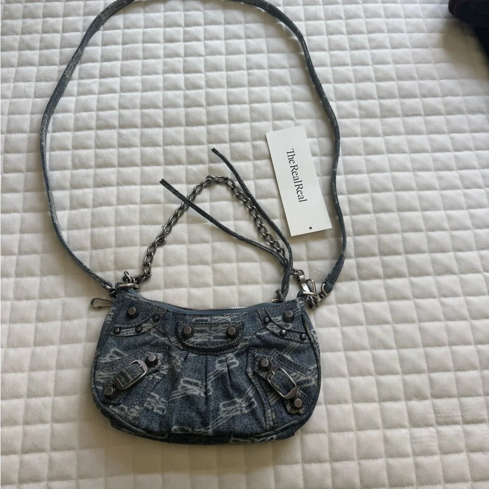 Balenciaga Denim crossbody Bag - Picture 3 of 8